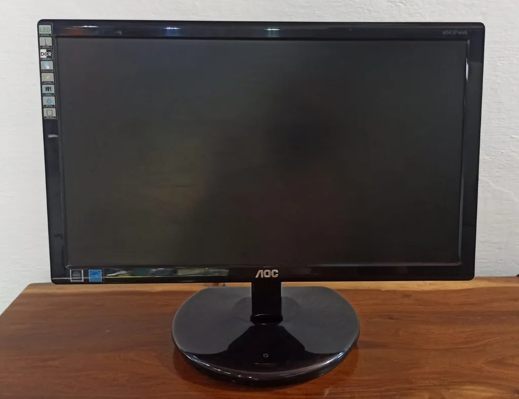 MONITOR LED AOC 19'