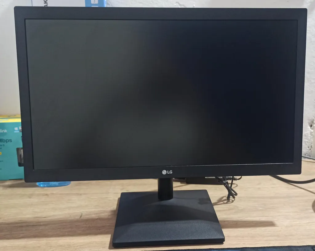 Monitor LG 20" HDMI/VGA