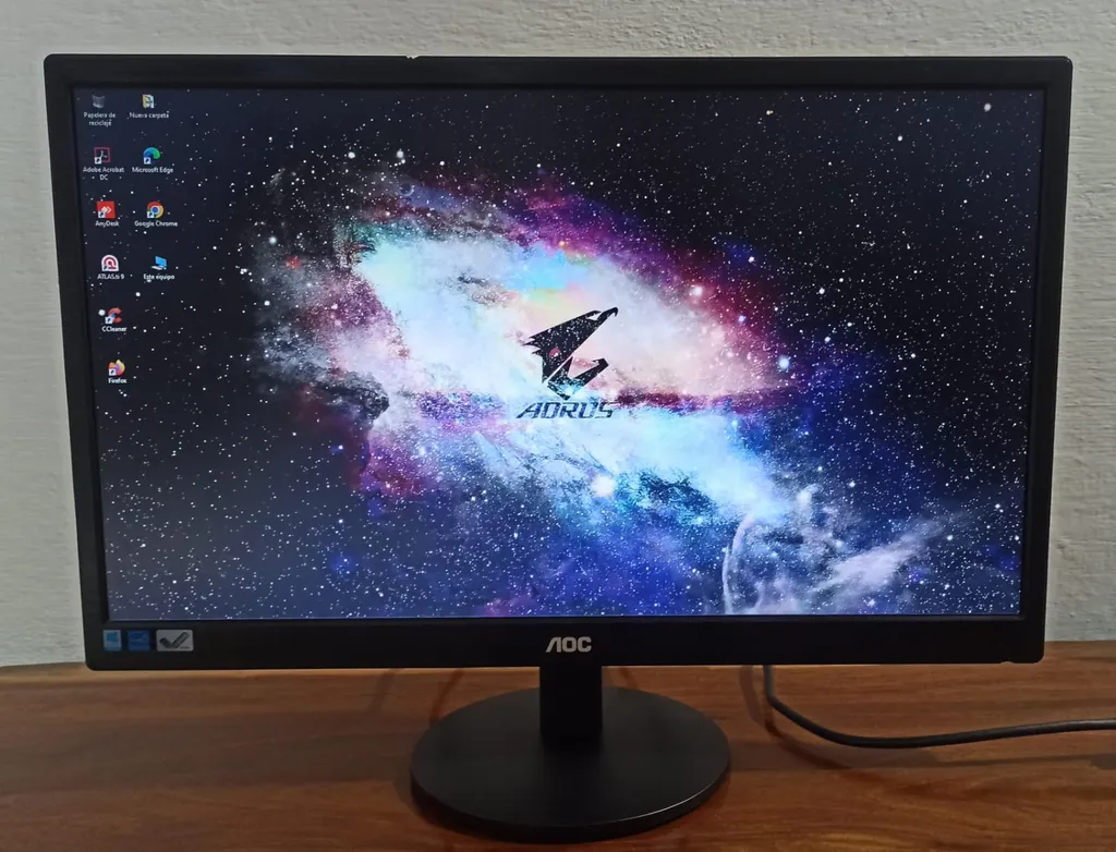Monitor AOC 22' vga