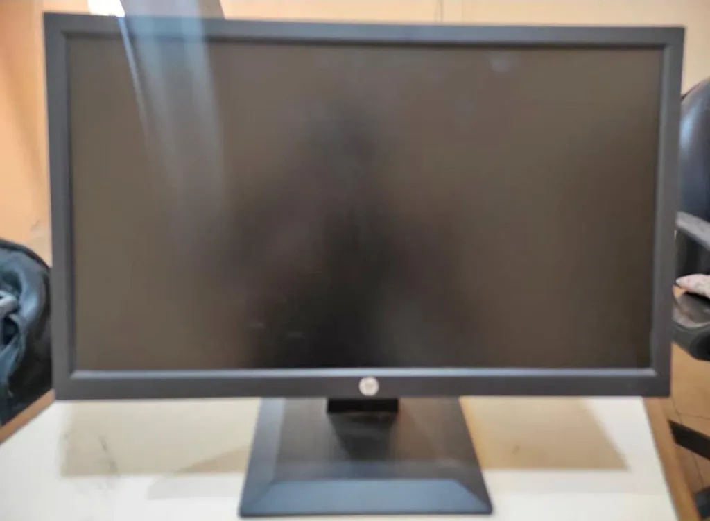 Monitor LED HP 20' pulgadas